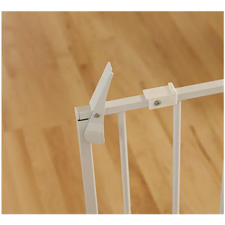 Pet Gate Maxi Walk-Through With Small Pet Door