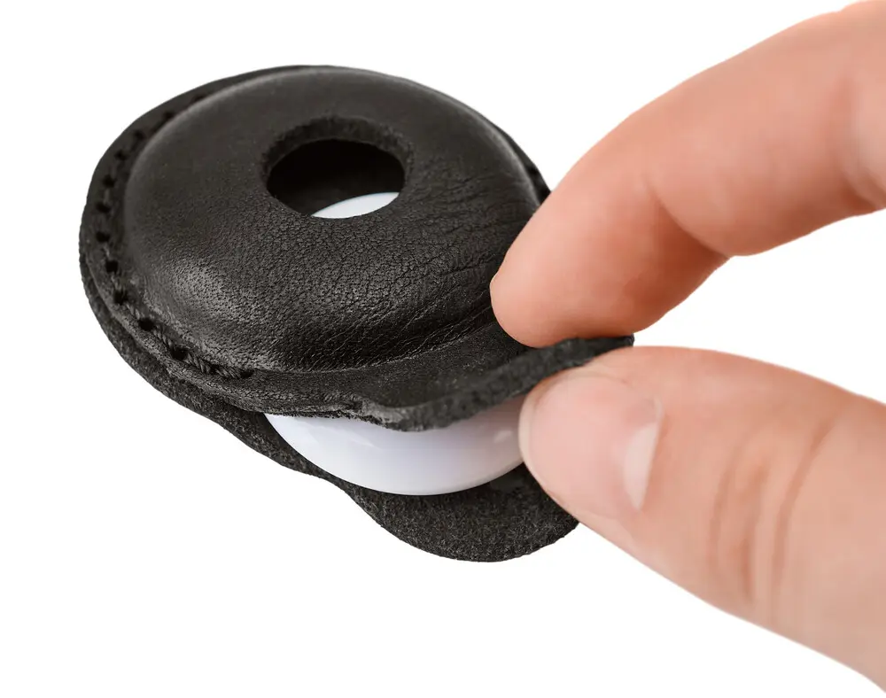 AirTag-holder Viborg Cowleather black